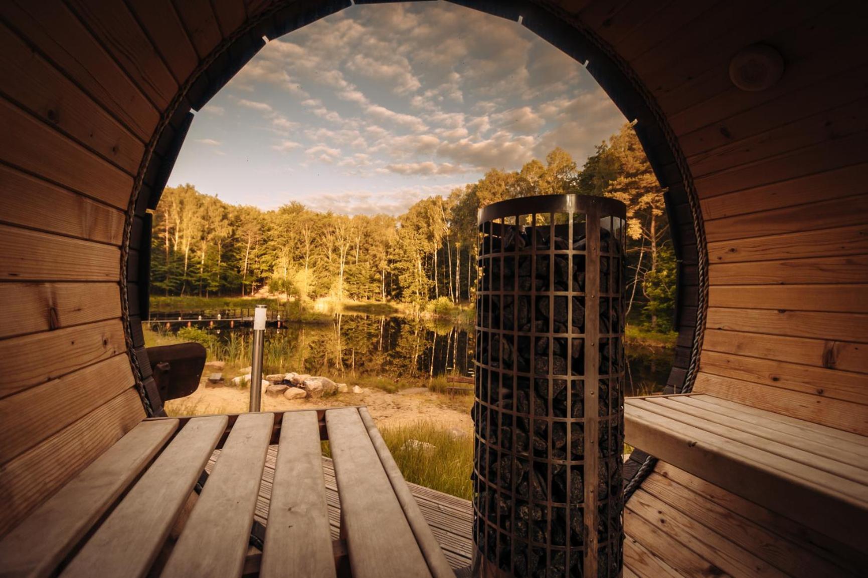 Osada Skoczkowo Komfortowe Domki Z Jacuzzi Nad Jeziorem- Sauna- Balia- Prywatny Staw Wedkarski Podiazy エクステリア 写真