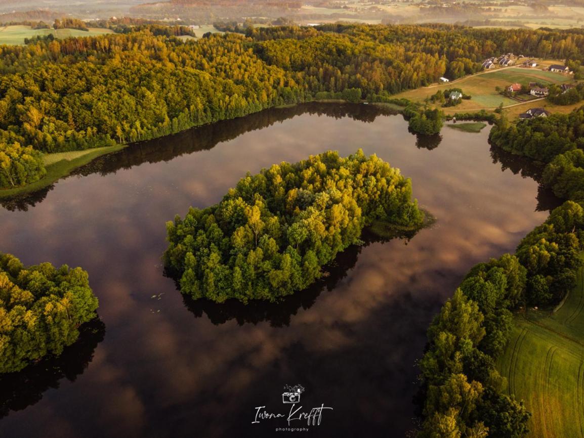 Osada Skoczkowo Komfortowe Domki Z Jacuzzi Nad Jeziorem- Sauna- Balia- Prywatny Staw Wedkarski Podiazy エクステリア 写真